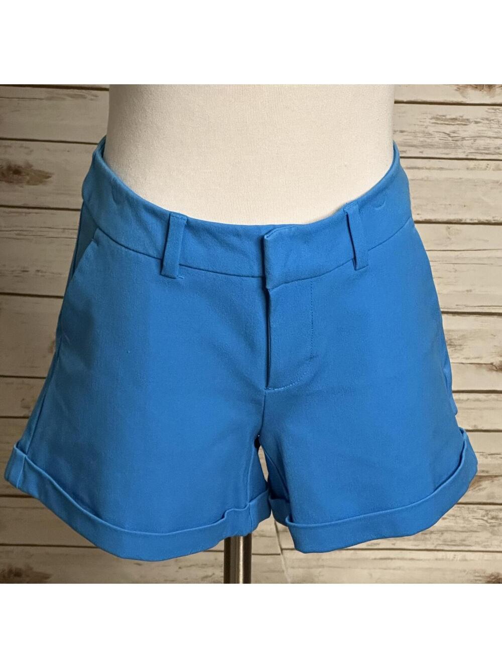 crosby. Harry turquoise blue mid-rise cuffed shorts Size 6 classic tailored